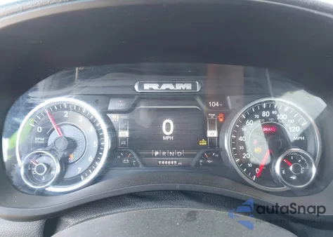 2022 Ram 2500 Tradesman 4X4 6'4 Box from USA, damaged, VIN 3C6UR5CJ2NG272861